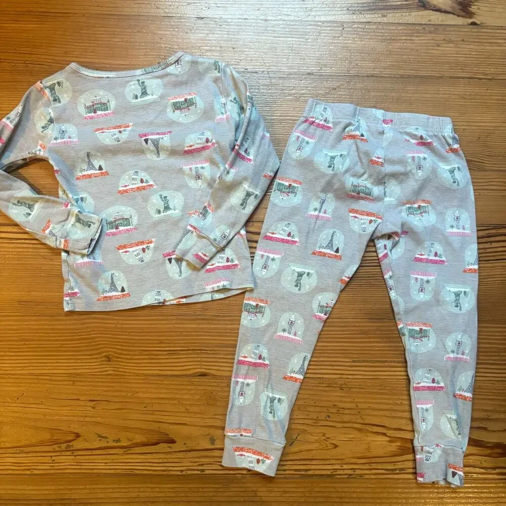 Carter's gray New York Paris monument‎ long sleeve toddler pajama set SIZE 4T